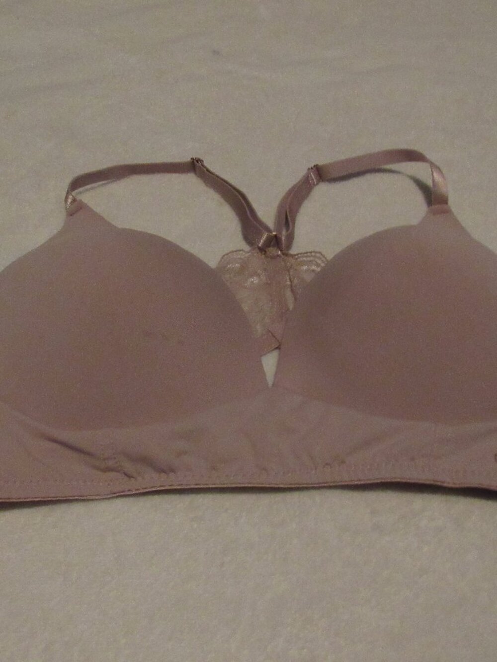 Danskin Racerback Wireless Beige Bra  Size 38C USED